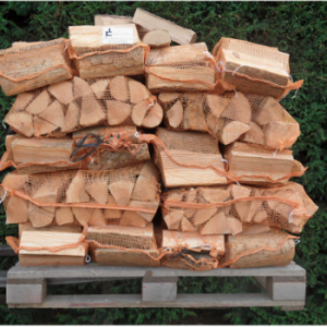 Trockenes Eschen-Kaminholz – 40 Säcke mit je 8 kg – geringe Restfeuchte
